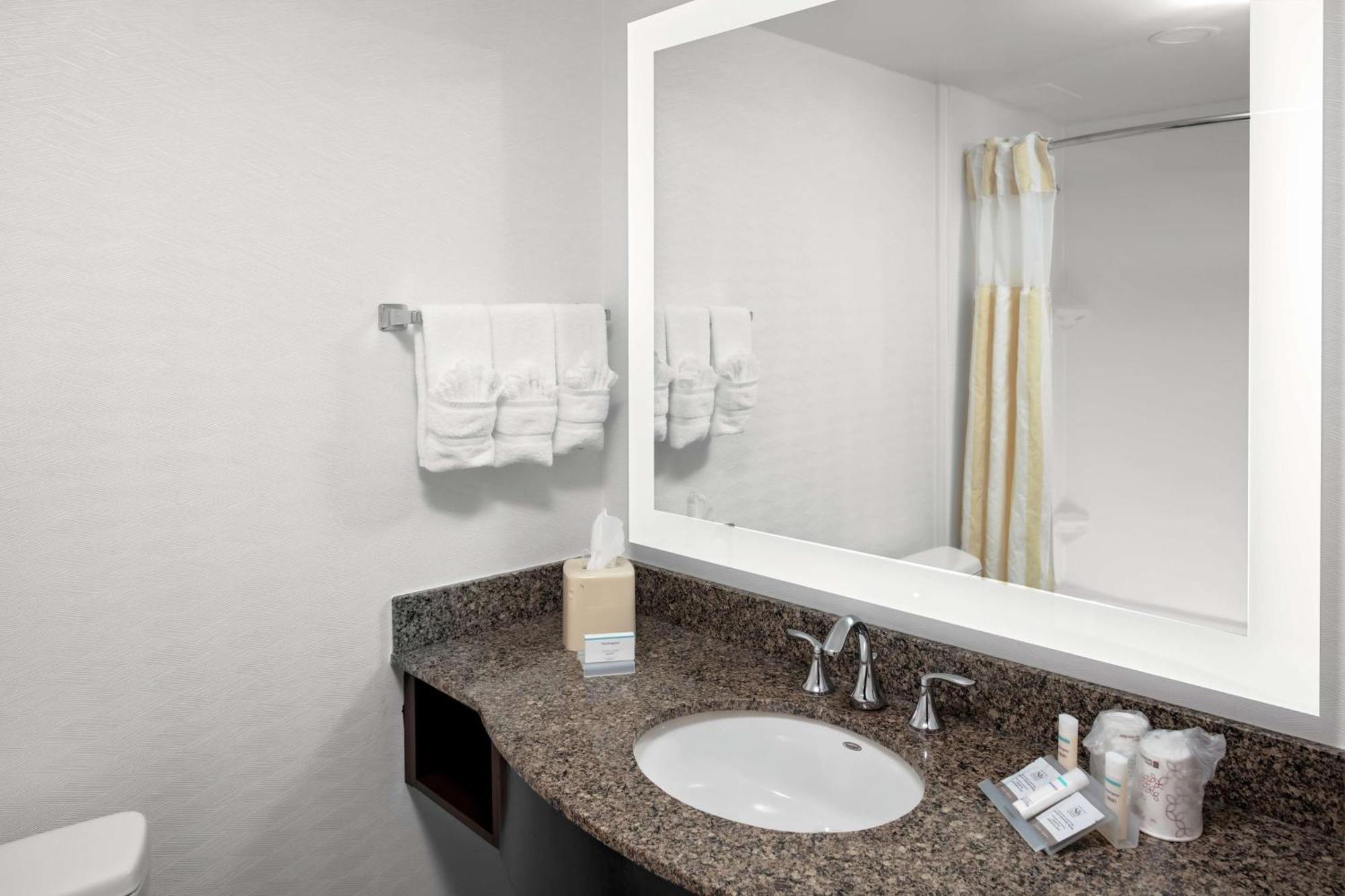 דאנוודי Hilton Garden Inn Atlanta Perimeter Center מראה חיצוני תמונה