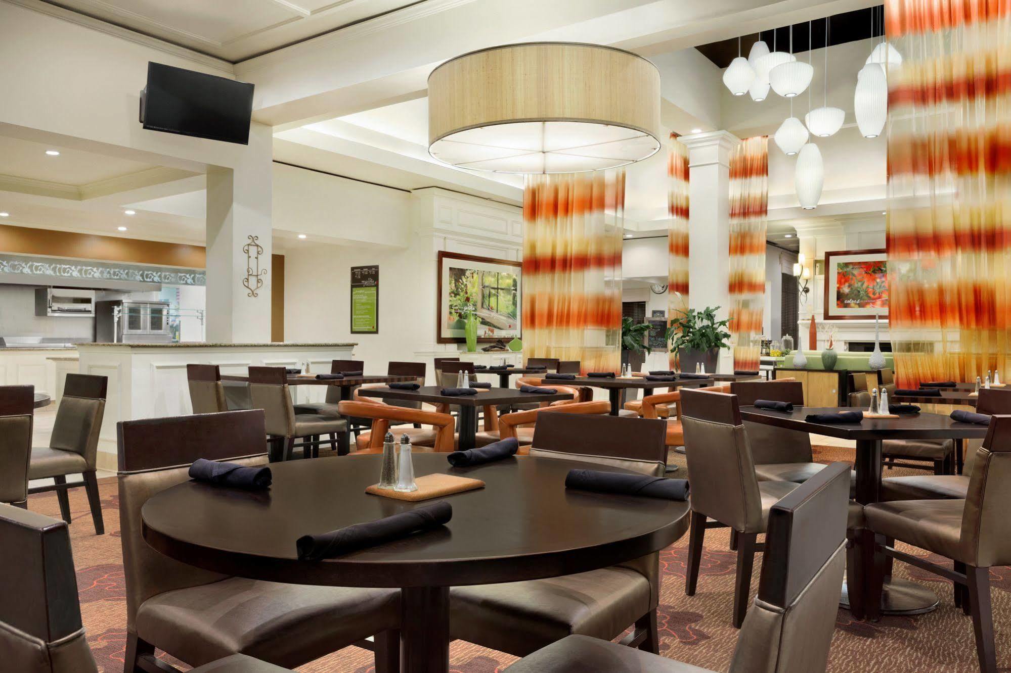 דאנוודי Hilton Garden Inn Atlanta Perimeter Center מראה חיצוני תמונה
