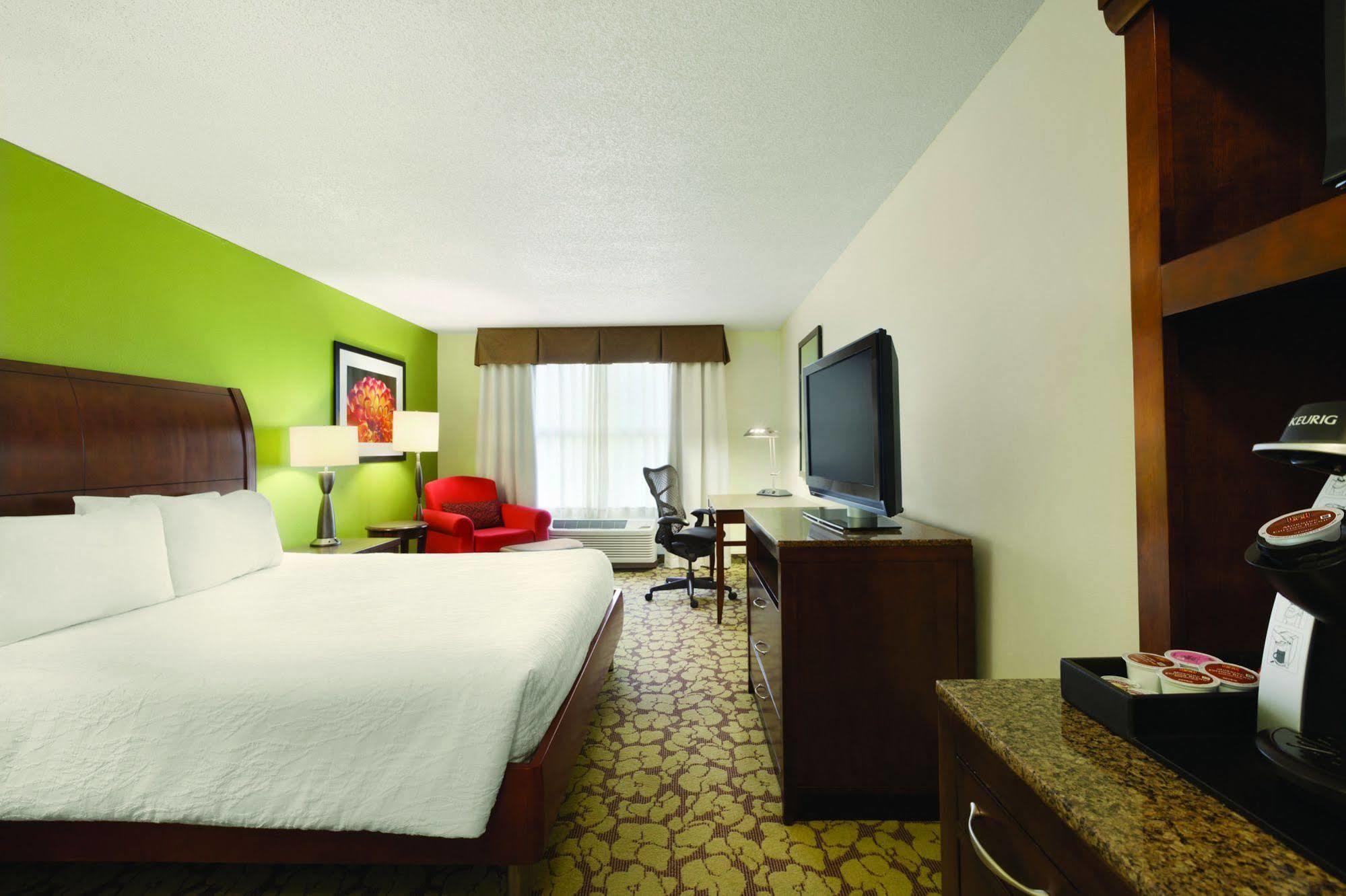דאנוודי Hilton Garden Inn Atlanta Perimeter Center מראה חיצוני תמונה