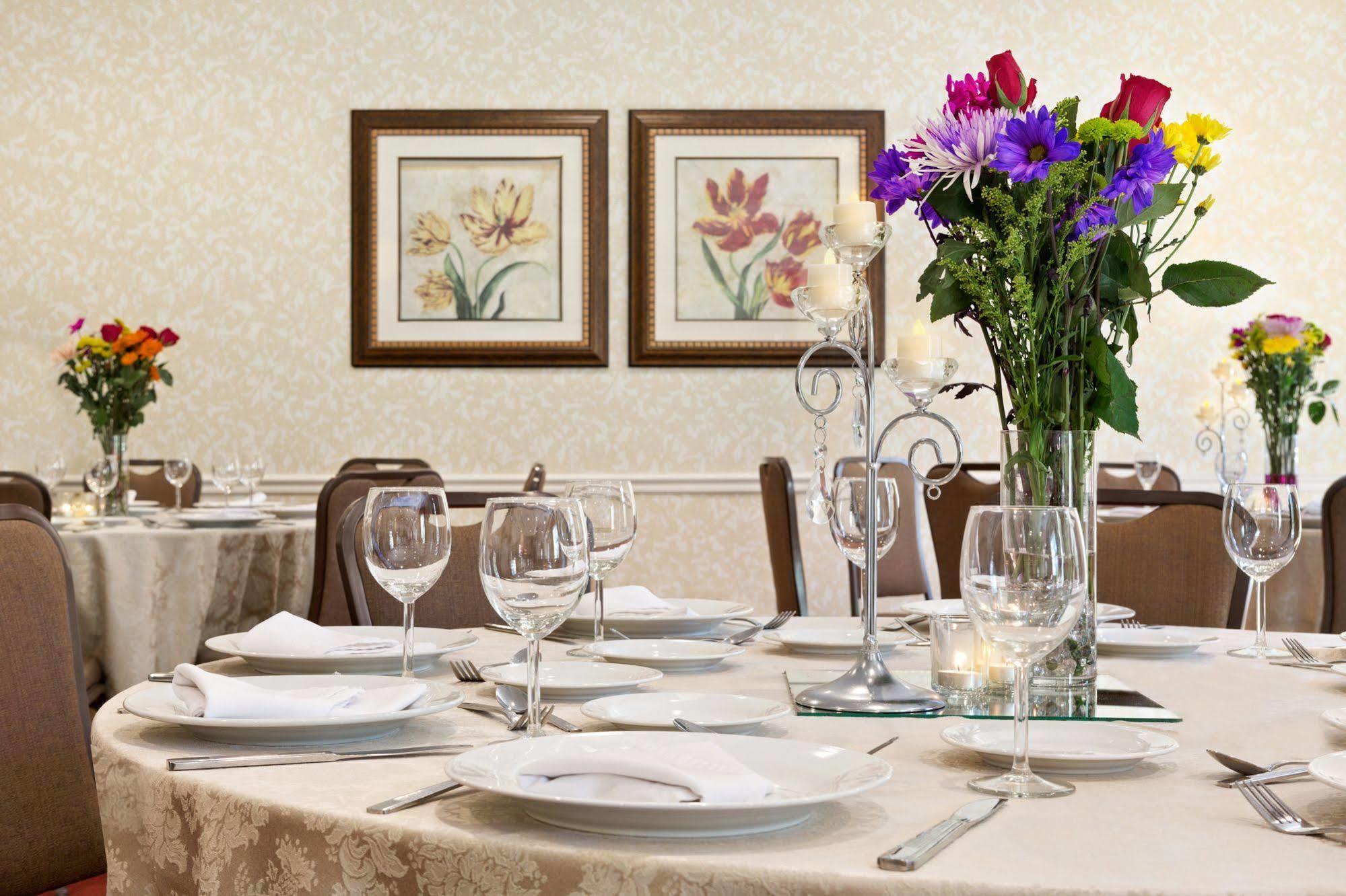 דאנוודי Hilton Garden Inn Atlanta Perimeter Center מראה חיצוני תמונה