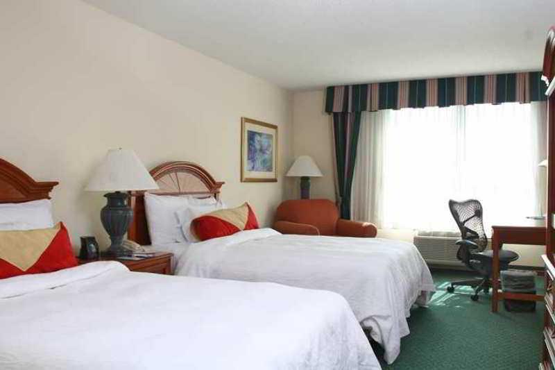 דאנוודי Hilton Garden Inn Atlanta Perimeter Center מראה חיצוני תמונה